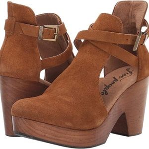 Free People Cedar Clog